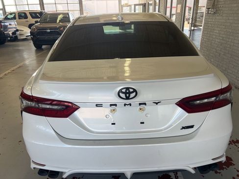 Used 2021 Toyota Camry XSE image 5