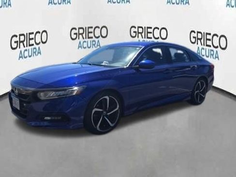 Used 2018 Honda Accord Sport image 3