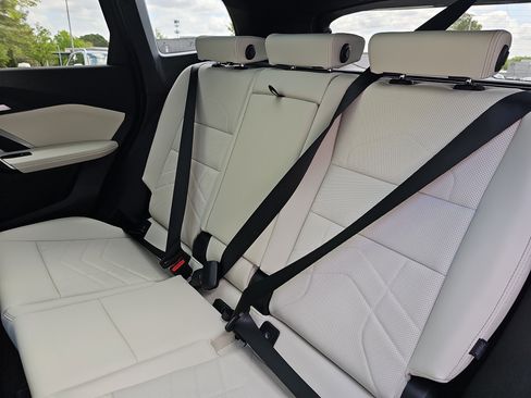 New 2026 BMW X1 xDrive28i w/ Technology Package image 15