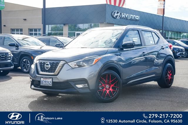 Used 2018 Nissan Kicks SR w/ Premium Package FWD image 1