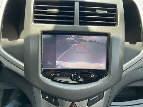 Used 2014 Chevrolet Sonic LT FWD image 19