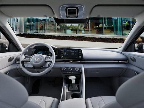 New 2026 Hyundai Elantra SE FWD image 11