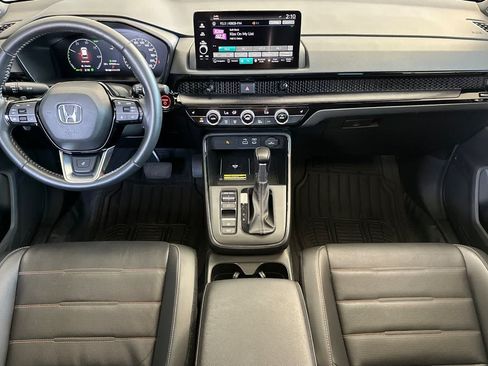 Used 2023 Honda CR-V Sport Touring image 3