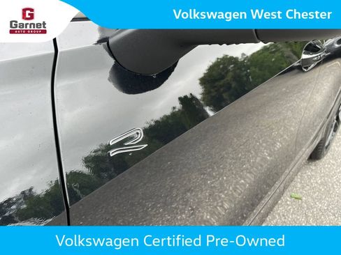 Certified 2025 Volkswagen Tiguan SE R-Line AWD/4WD image 37