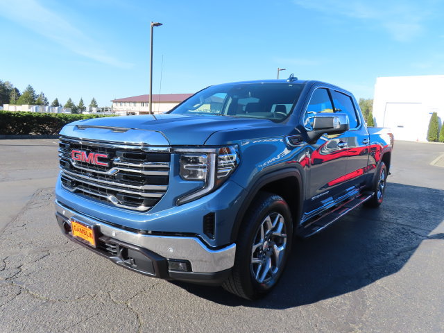 Certified 2024 GMC Sierra 1500 SLT w/ SLT Premium Plus Package AWD/4WD image 3