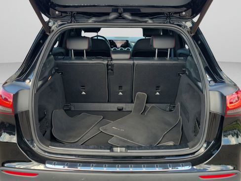 Certified 2022 Mercedes-Benz GLA 250 4MATIC image 5