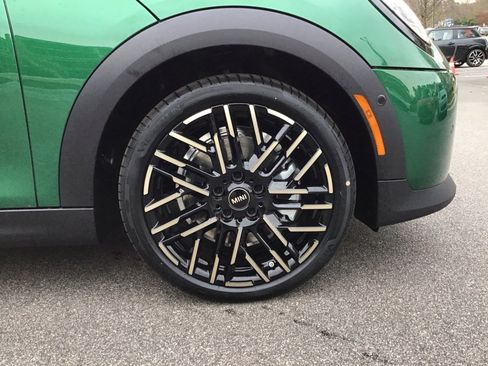 New 2026 MINI Cooper 4-Door Hardtop image 25