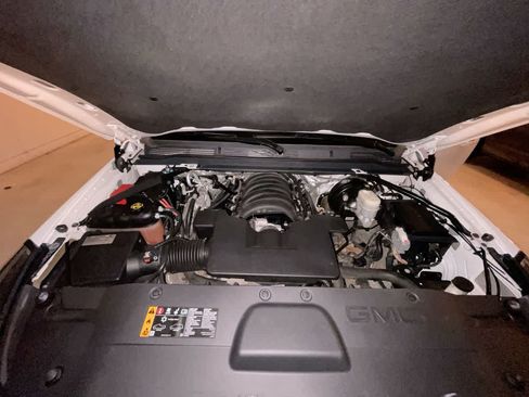 Used 2018 GMC Yukon XL SLE AWD/4WD image 26