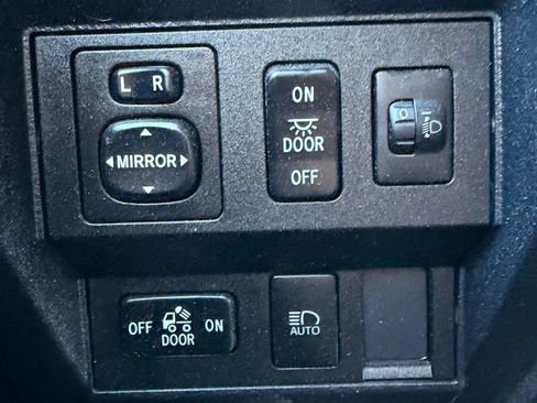 Used 2021 Toyota Tundra SR RWD image 29