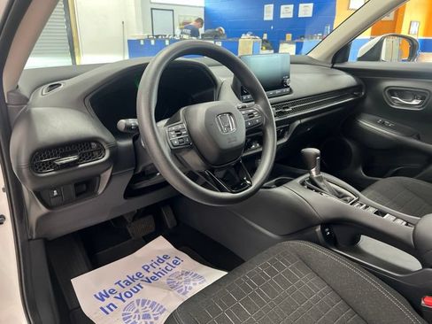 Used 2024 Honda HR-V LX image 18