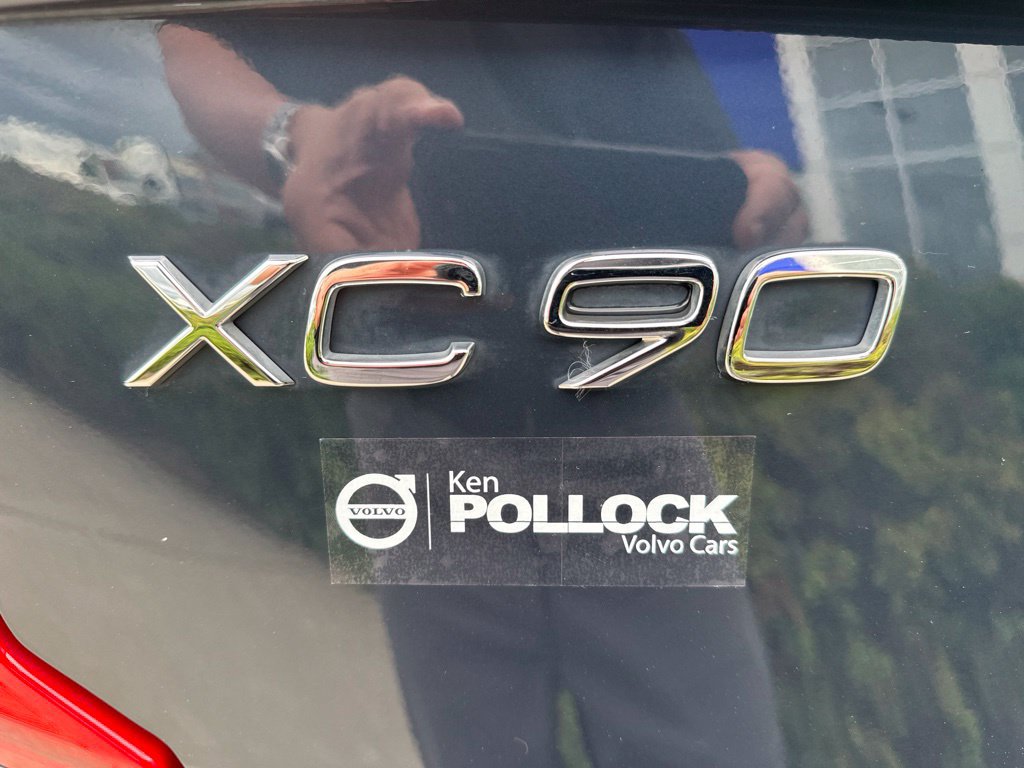 Used 2023 Volvo XC90 T8 Plus w/ Protection Package Premier AWD/4WD image 17