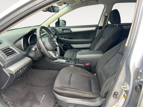 Used 2018 Subaru Outback 2.5i Premium AWD/4WD image 9