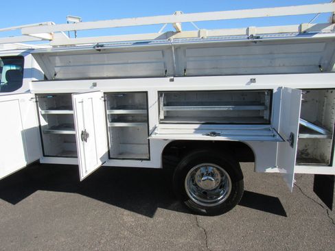 Used 2019 Ford F550 2WD SuperCab Super Duty image 17