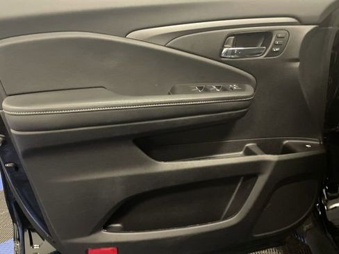 Used 2023 Honda Ridgeline RTL image 13