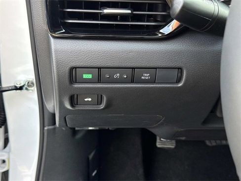 New 2025 Nissan Sentra SV w/ All-Weather Package image 23