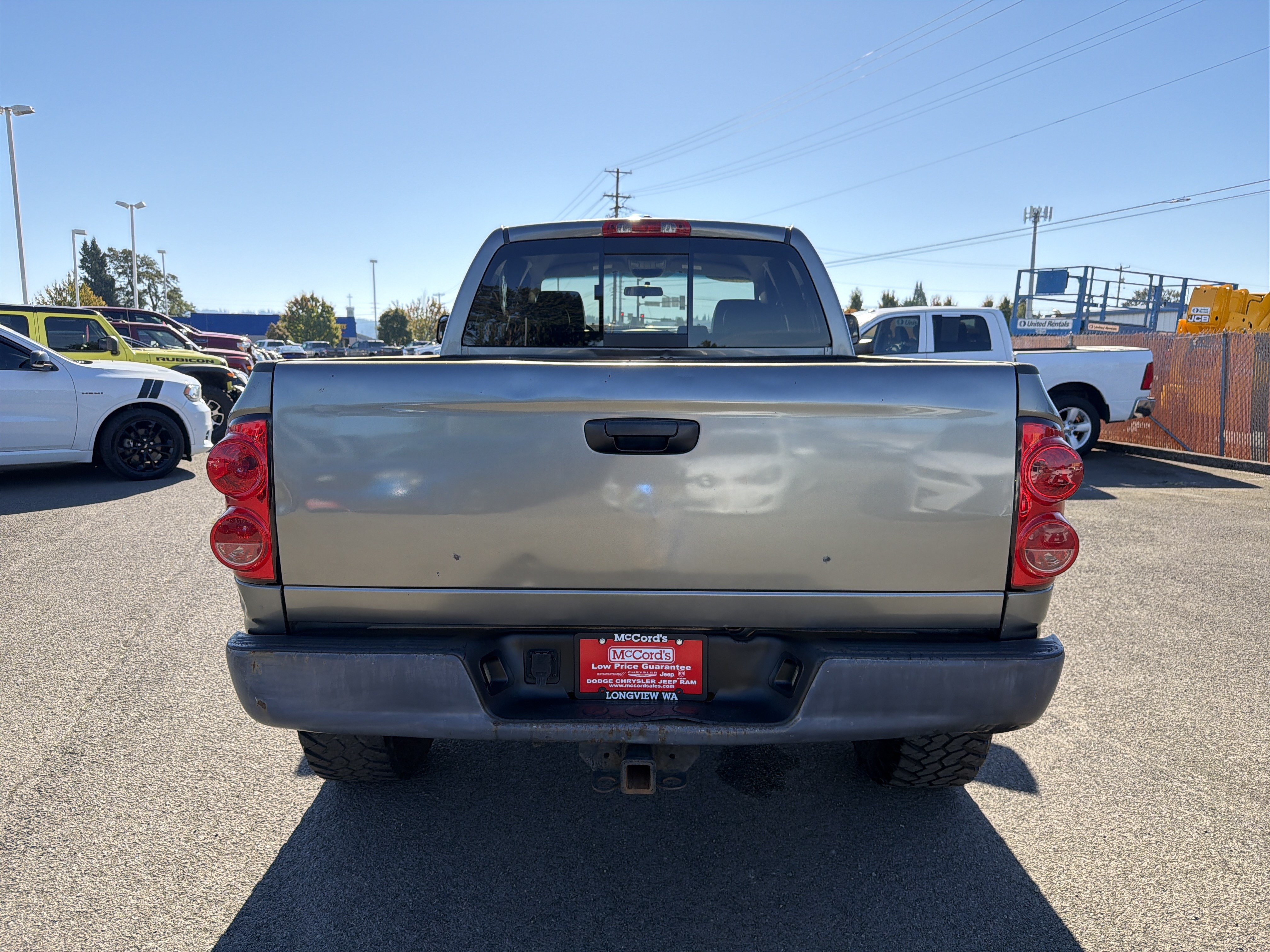 Used 2008 Dodge Ram 2500 Truck ST w/ Popular Equipment Group AWD/4WD image 4