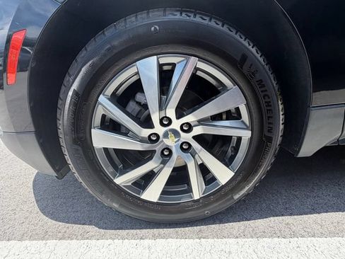 Used 2022 Chevrolet Equinox LT FWD image 9