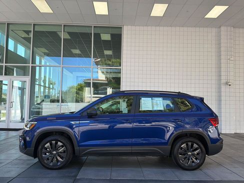 Certified 2023 Volkswagen Taos S FWD image 2