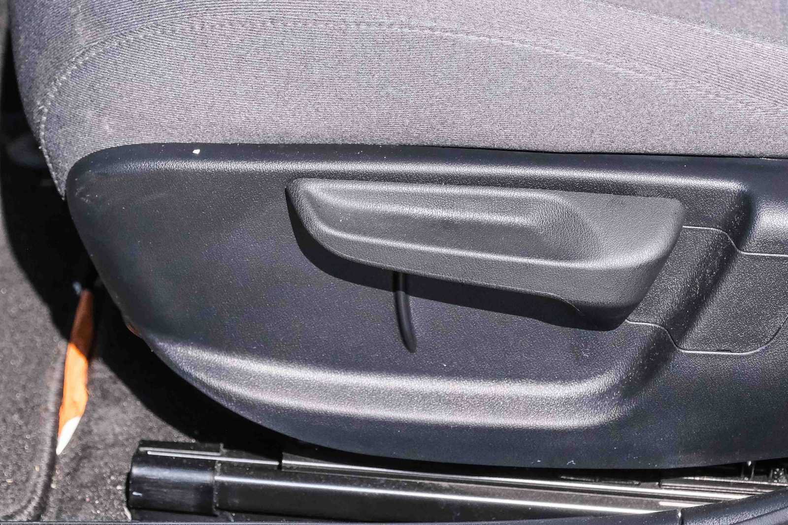 Used 2025 Kia K4 EX FWD image 23