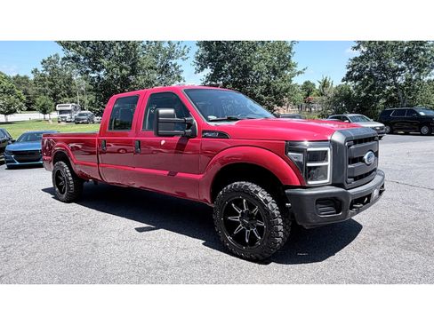 Used 2011 Ford F250 XL RWD image 2