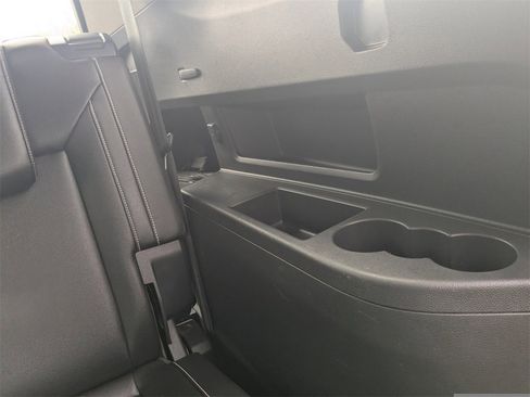 Used 2021 Volkswagen Atlas SEL image 19