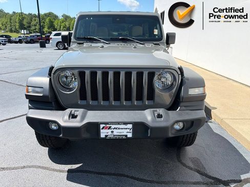 Used 2022 Jeep Wrangler Unlimited Sport AWD/4WD image 4