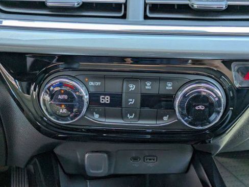 New 2026 Chevrolet Trax LT FWD image 21