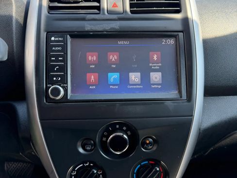 Used 2019 Nissan Versa SV FWD image 22