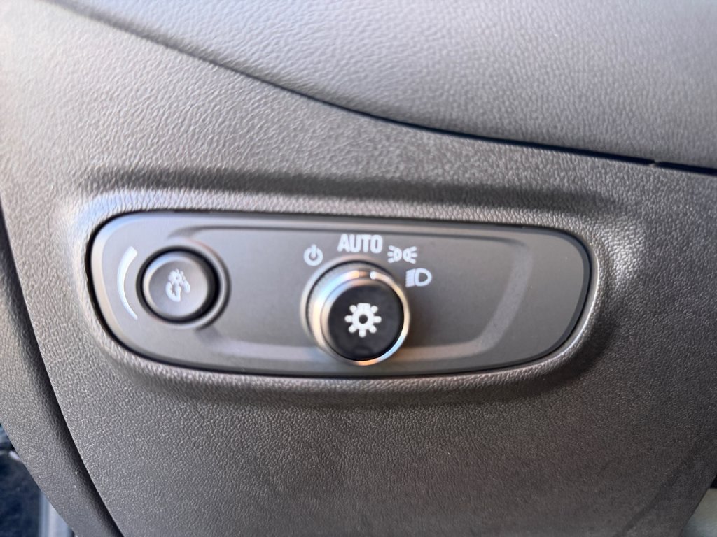 Used 2020 Chevrolet Equinox LT AWD/4WD image 20