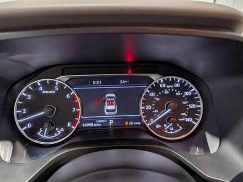 Used 2023 Nissan Rogue SL w/ SL Premium Package image 17