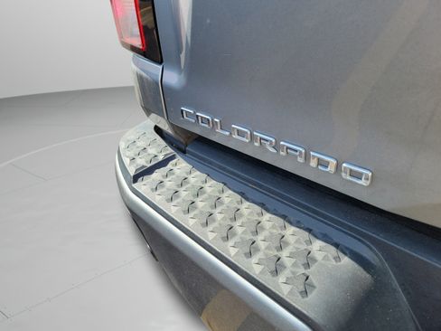 Used 2023 Chevrolet Colorado LT w/ LT Convenience Package II RWD image 29