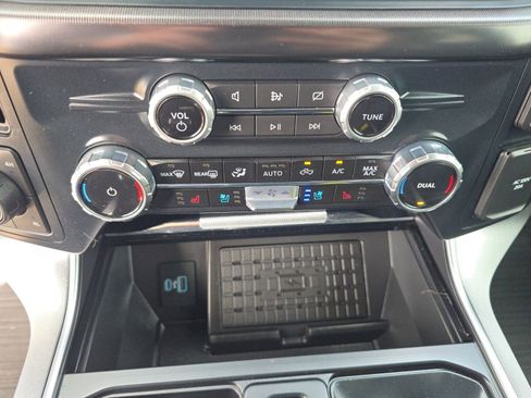 Used 2023 Ford F150 Platinum w/ Equipment Group 701A High image 44