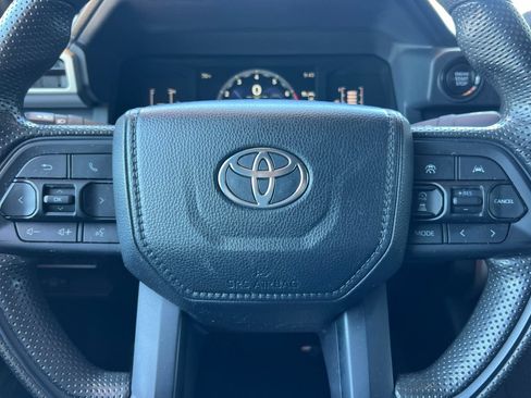 Certified 2024 Toyota Tacoma SR5 AWD/4WD image 27