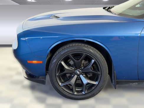 Used 2020 Dodge Challenger SXT w/ Blacktop Package image 11