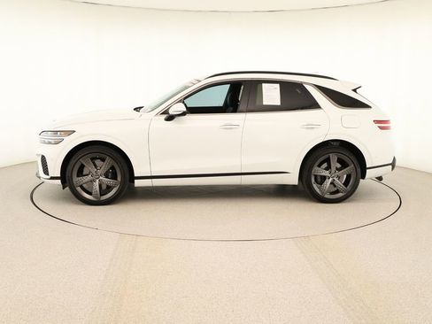 Used 2025 Genesis GV70 3.5T Sport w/ Sport Advanced Package image 2