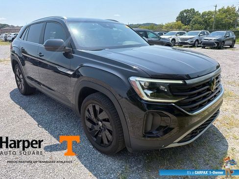 Used 2024 Volkswagen Atlas Cross Sport SE AWD/4WD image 7