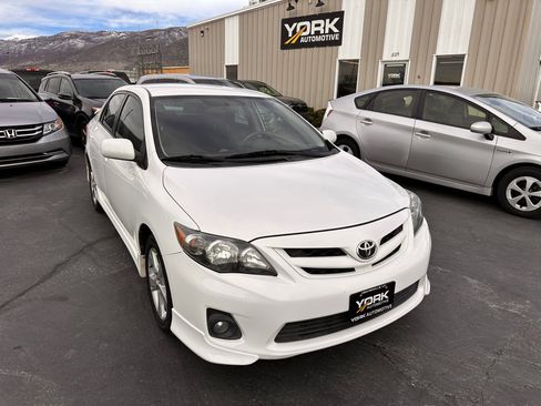 Used 2011 Toyota Corolla S image 1