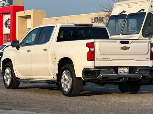 Used 2022 Chevrolet Silverado 1500 LTZ image 6