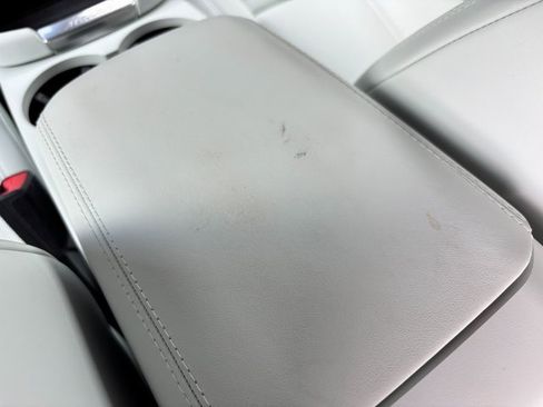 Certified 2025 Porsche Macan image 25