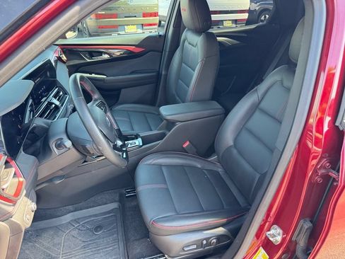 Used 2024 Chevrolet TrailBlazer RS w/ Convenience Package AWD/4WD image 7