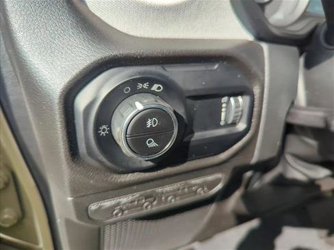 New 2026 Jeep Gladiator Sport AWD/4WD image 17