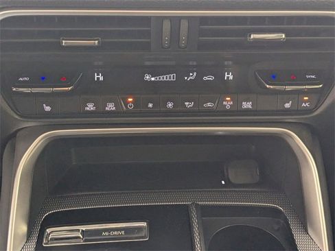 Used 2024 MAZDA CX-90 3.3 Turbo w/ Preferred Plus image 20