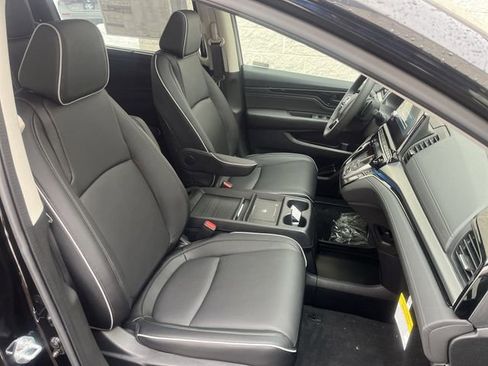 New 2026 Honda Odyssey Touring image 28