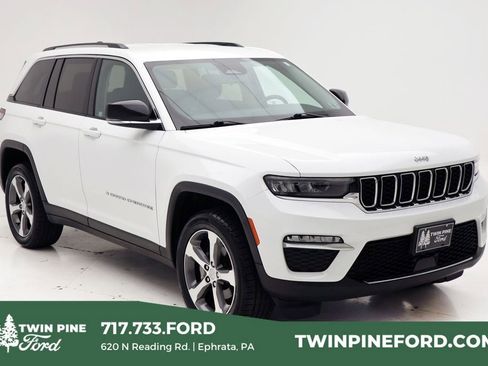 Used 2023 Jeep Grand Cherokee Limited image 1