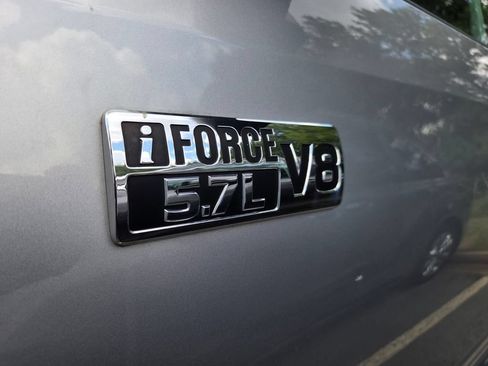 Used 2021 Toyota Tundra SR5 RWD image 5