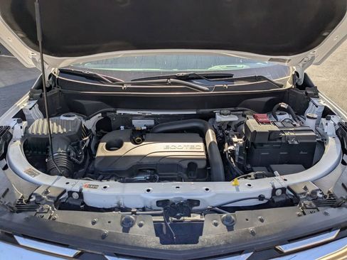 Used 2025 Chevrolet Equinox LT image 23