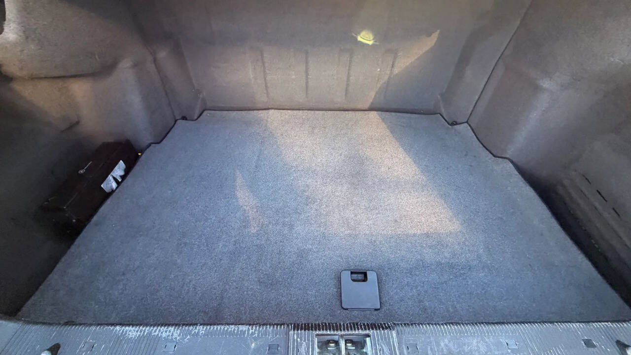 Used 1999 Mercedes-Benz E 320 4MATIC Sedan image 21