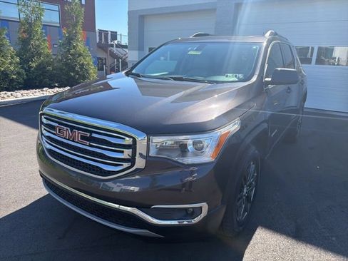 Used 2018 GMC Acadia SLT w/ LPO, Floor Liner Package AWD/4WD image 1