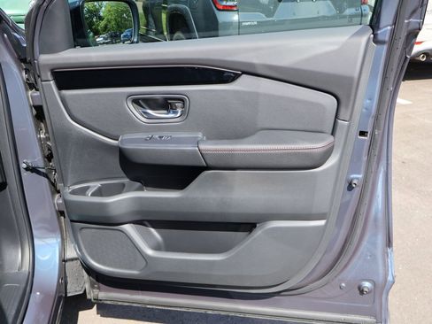 New 2026 Honda Pilot TrailSport image 11
