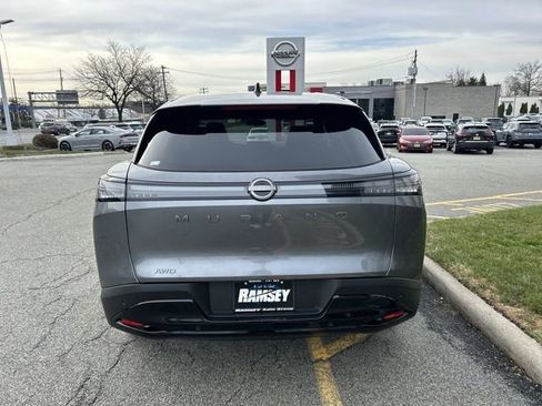 New 2025 Nissan Murano SV image 7